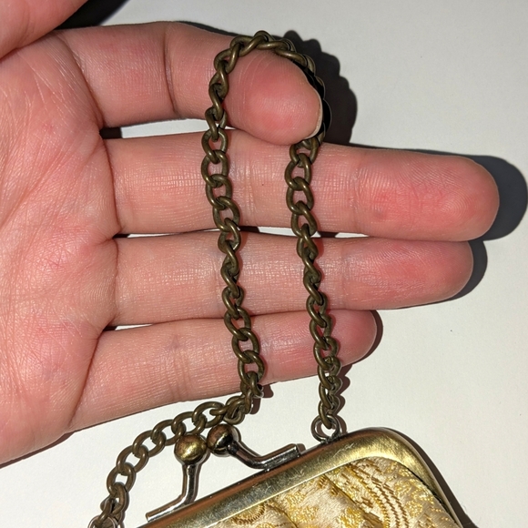 Vintage French-like Style Gold Paisley Floral Fabric Coin Purse - Picture 4 of 8